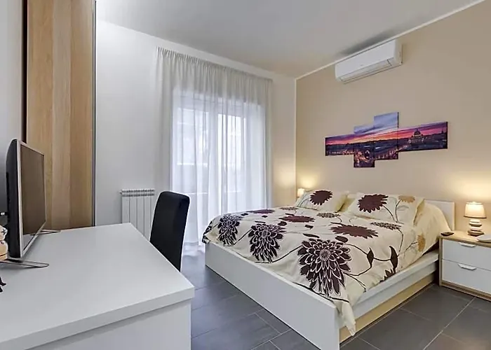 Av Domus Vatican St.peter 4* Roma